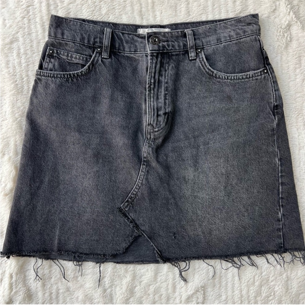We The Free Black Denim Mini Skirt  Raw Hem Distressed  size 27